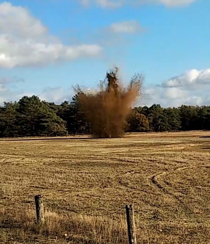 Trillingen in de bodem tijdens detonatie van explosieven